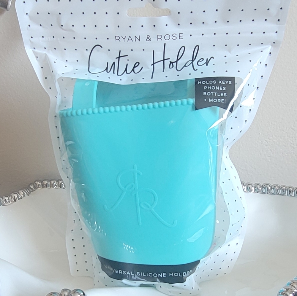 Ryan and Rose Cutie Holder - Breeze